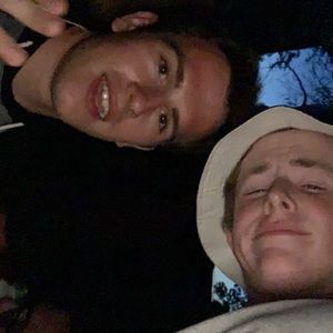 Meet your Posher, Christian